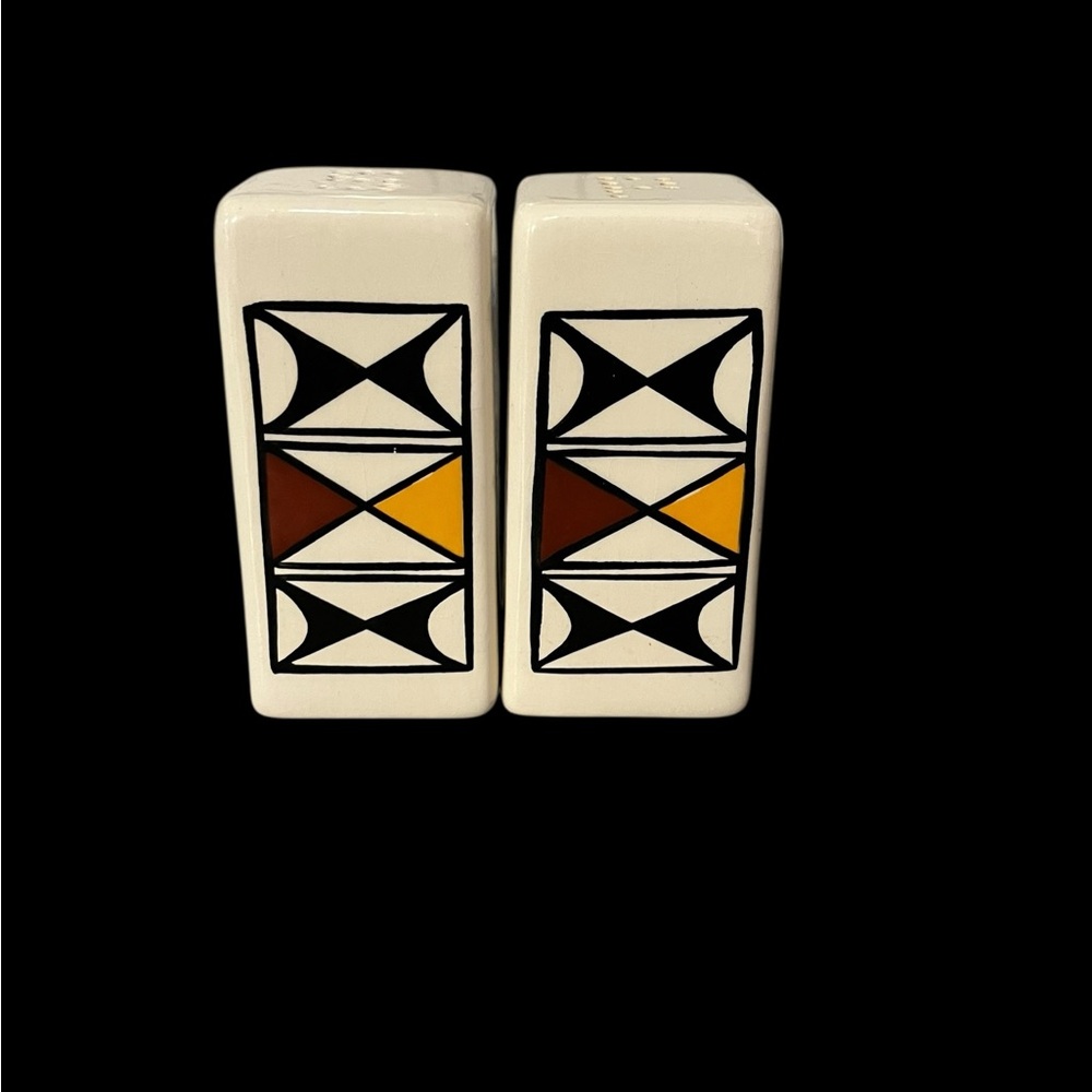 VTG Acoma Pottery New Mexico Salt & Pepper Shakers Geometric Large Signed 3.5”H